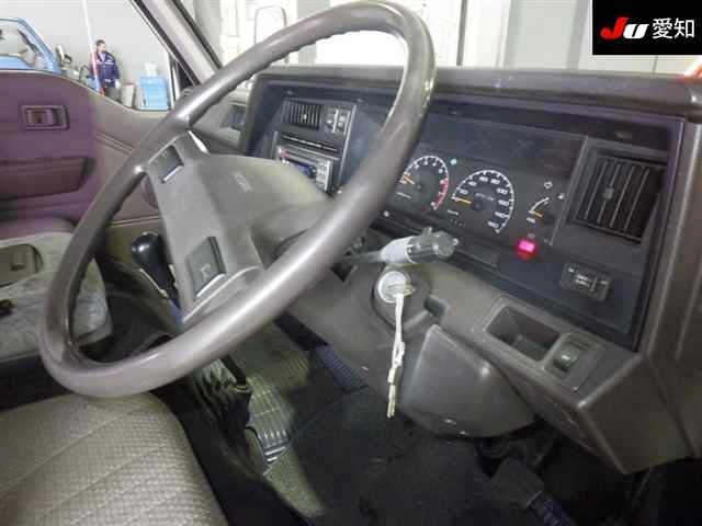 NISSAN CARAVAN