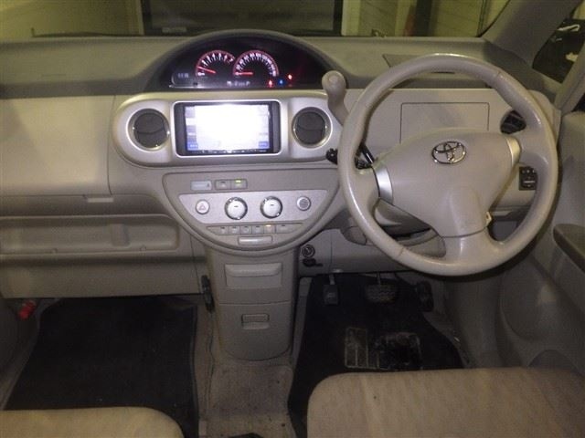 TOYOTA PORTE