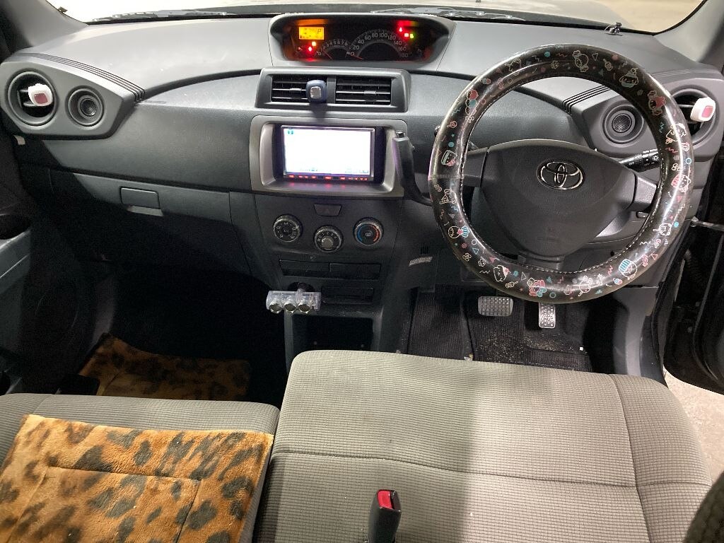 TOYOTA BB