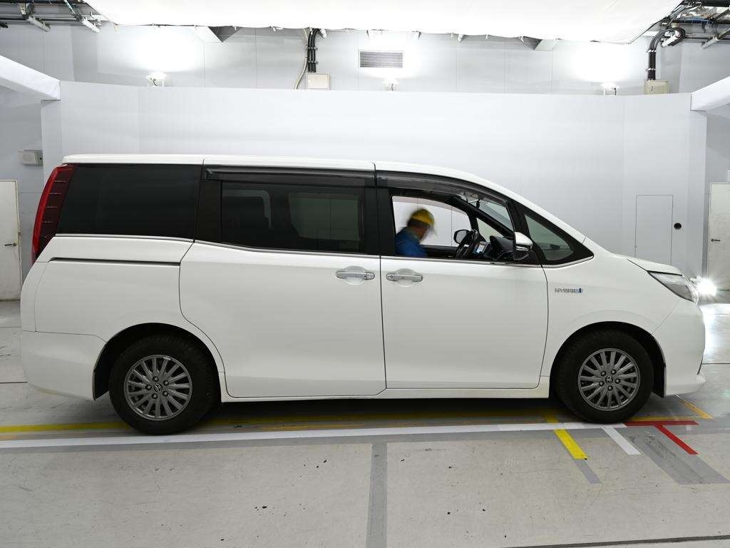 TOYOTA ESQUIRE