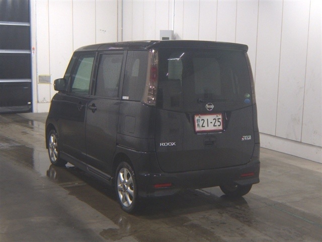 NISSAN ROOX
