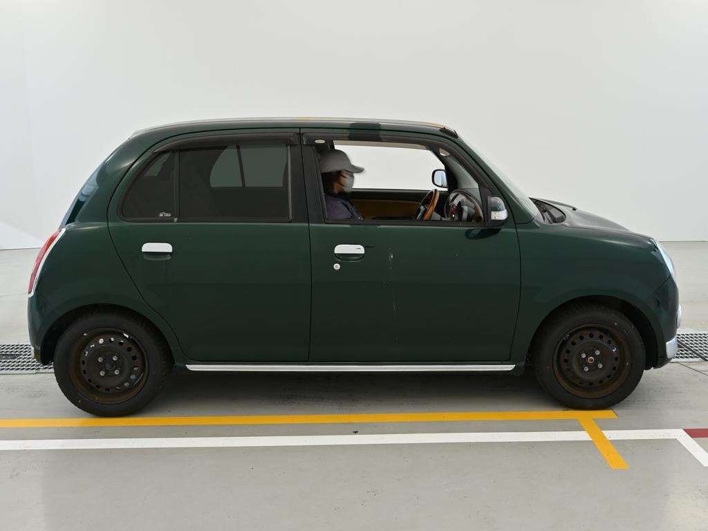 DAIHATSU MIRA GINO