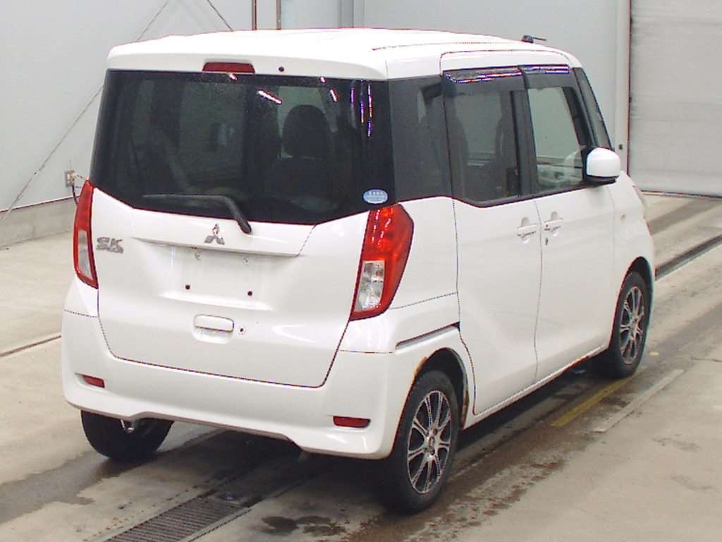 MITSUBISHI EK SPACE