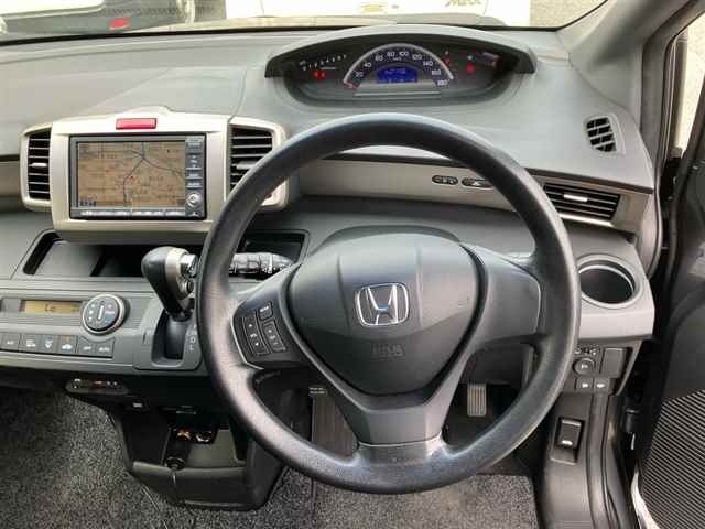 HONDA FREED SPIKE