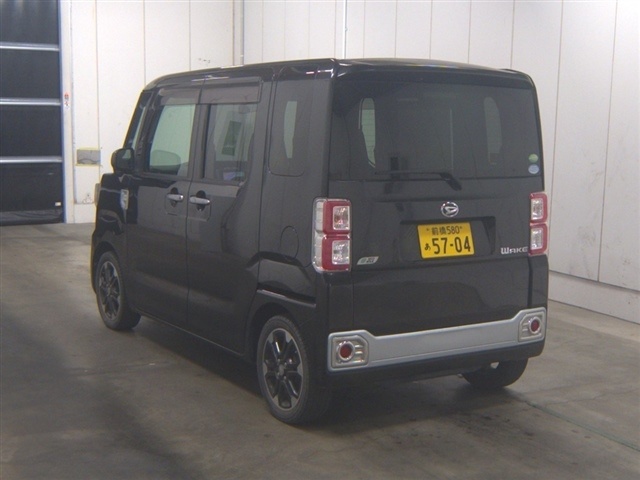 DAIHATSU WAKE