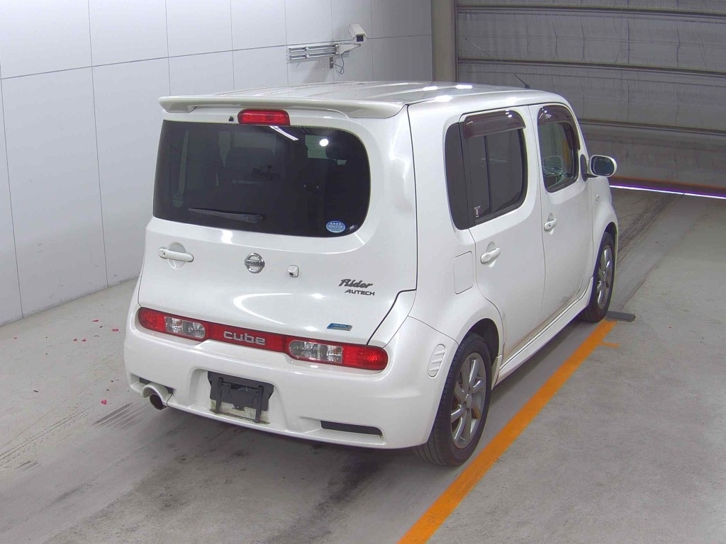 NISSAN CUBE