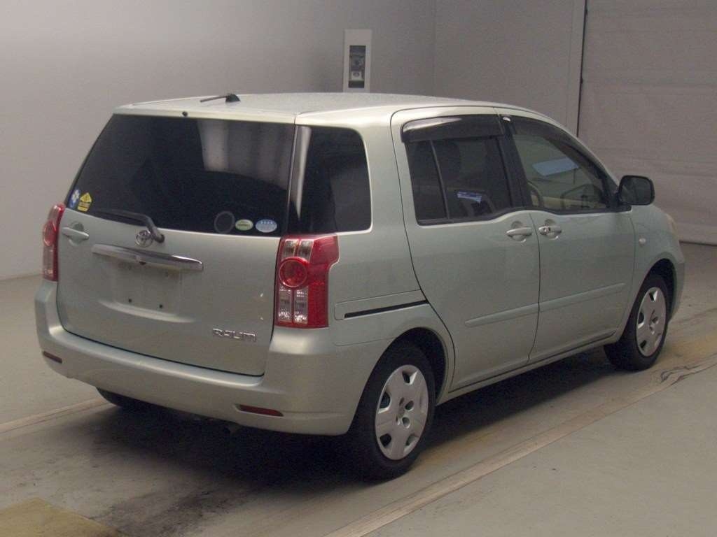 TOYOTA RAUM
