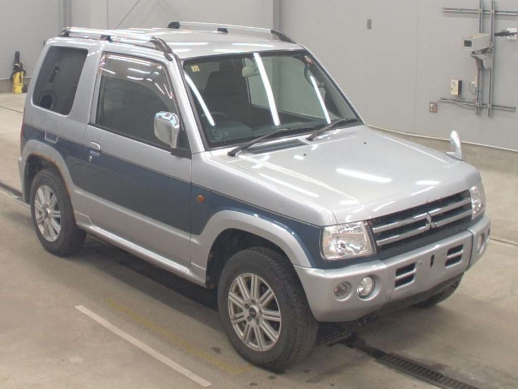 MITSUBISHI PAJERO MINI
