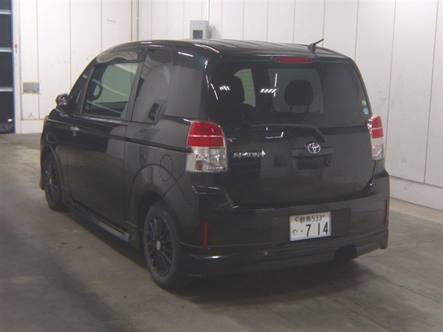 TOYOTA SPADE