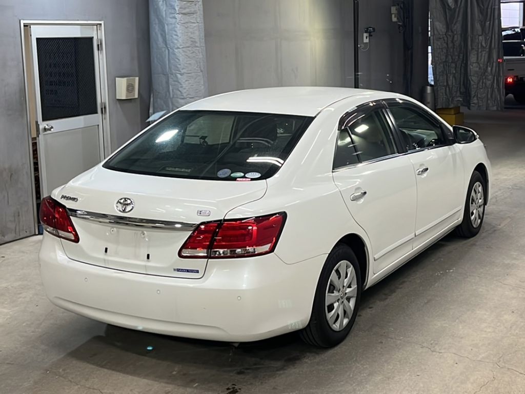 TOYOTA PREMIO
