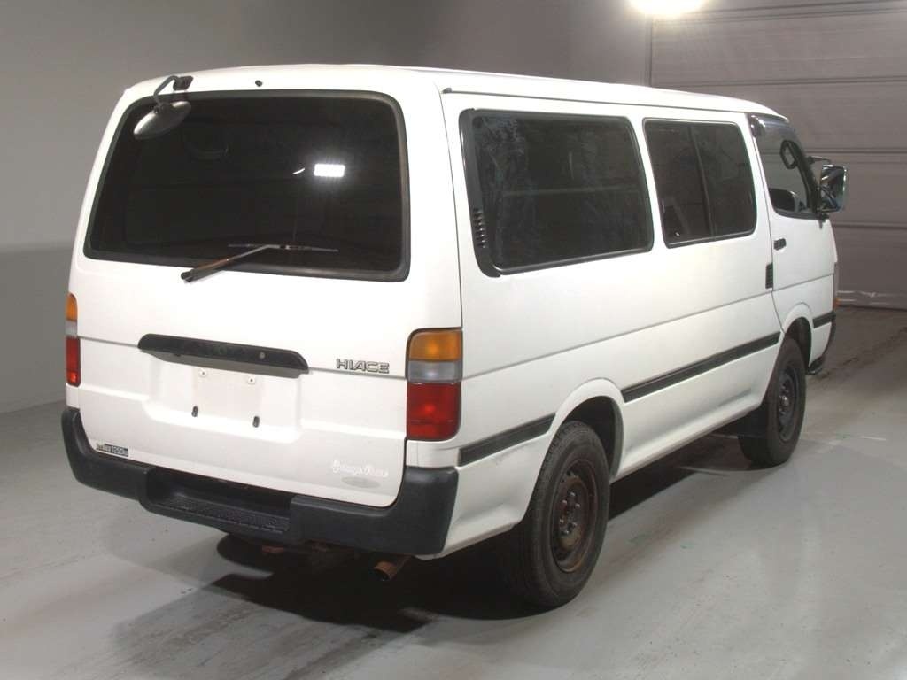 TOYOTA REGIUS ACE