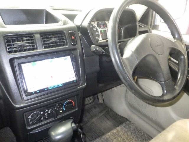 MITSUBISHI PAJERO MINI
