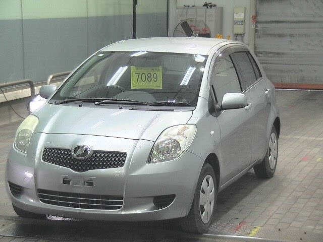 TOYOTA VITZ