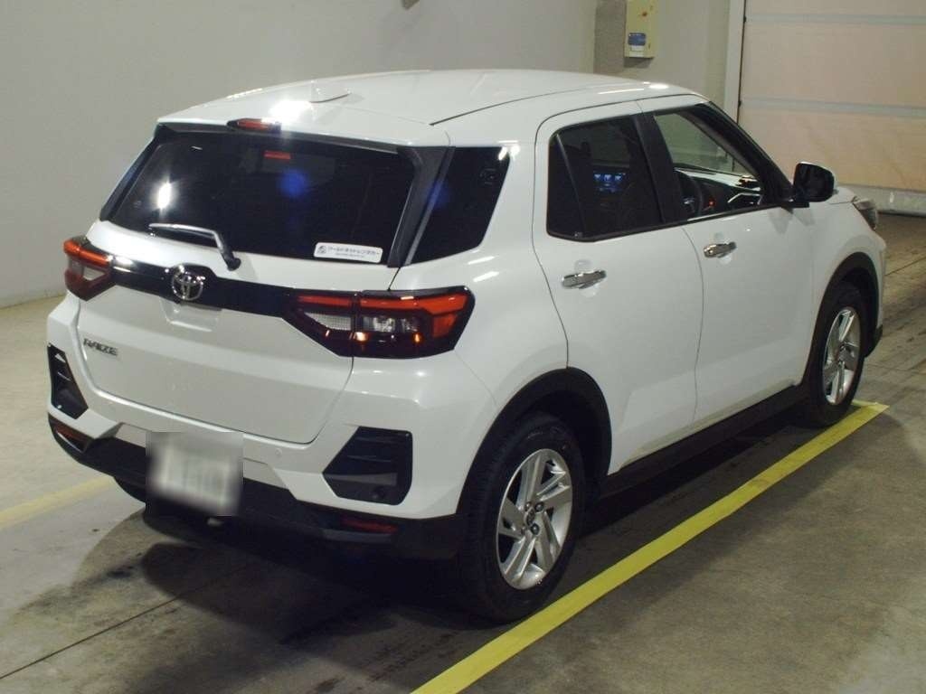 TOYOTA RAIZE