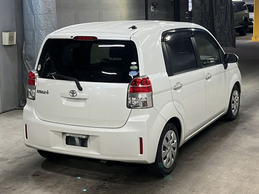 TOYOTA SPADE