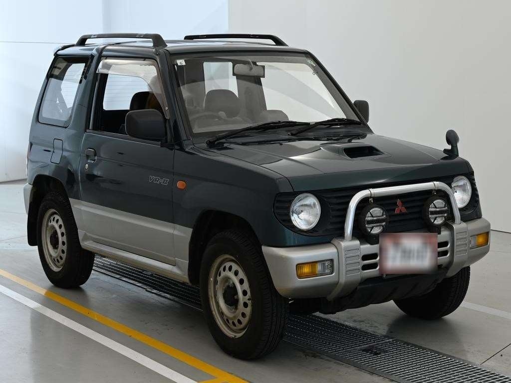 MITSUBISHI PAJERO MINI