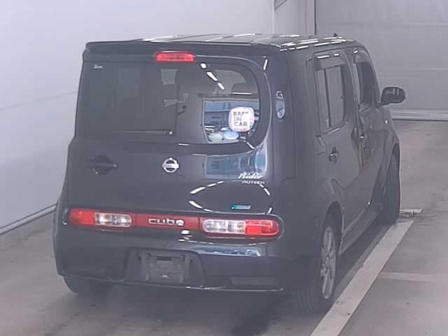NISSAN CUBE
