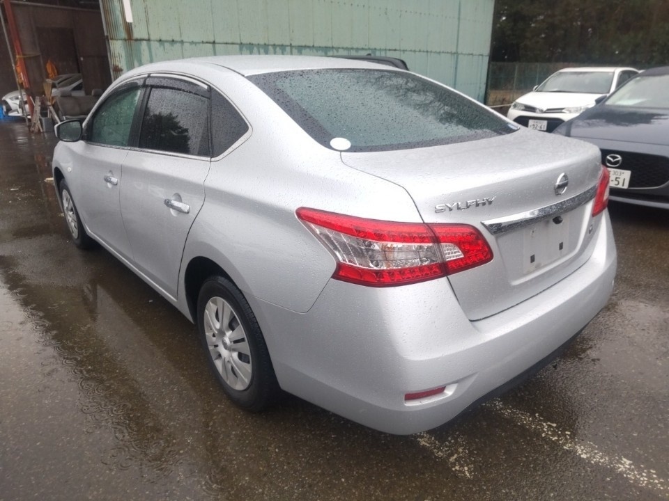 NISSAN SYLPHY