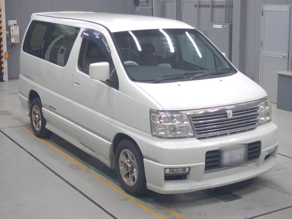 NISSAN ELGRAND