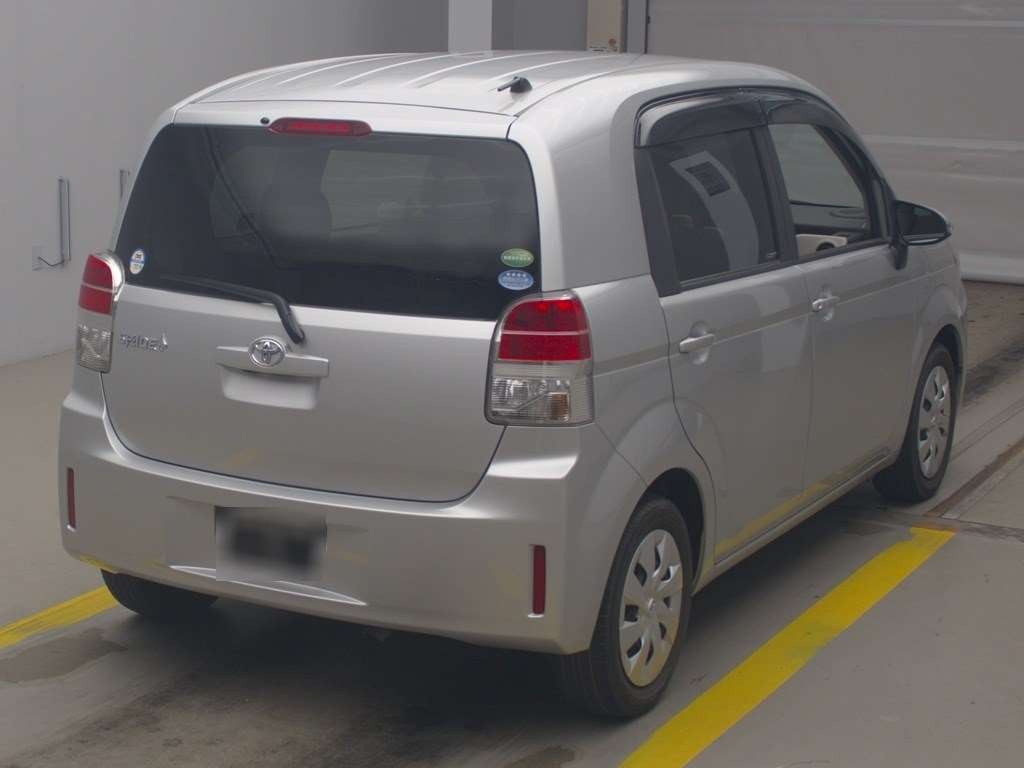 TOYOTA SPADE