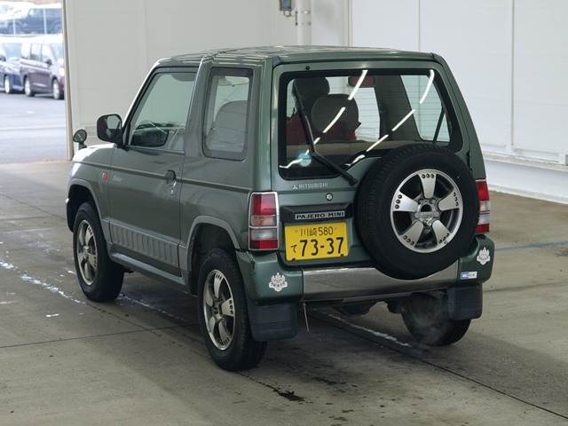 MITSUBISHI PAJERO MINI