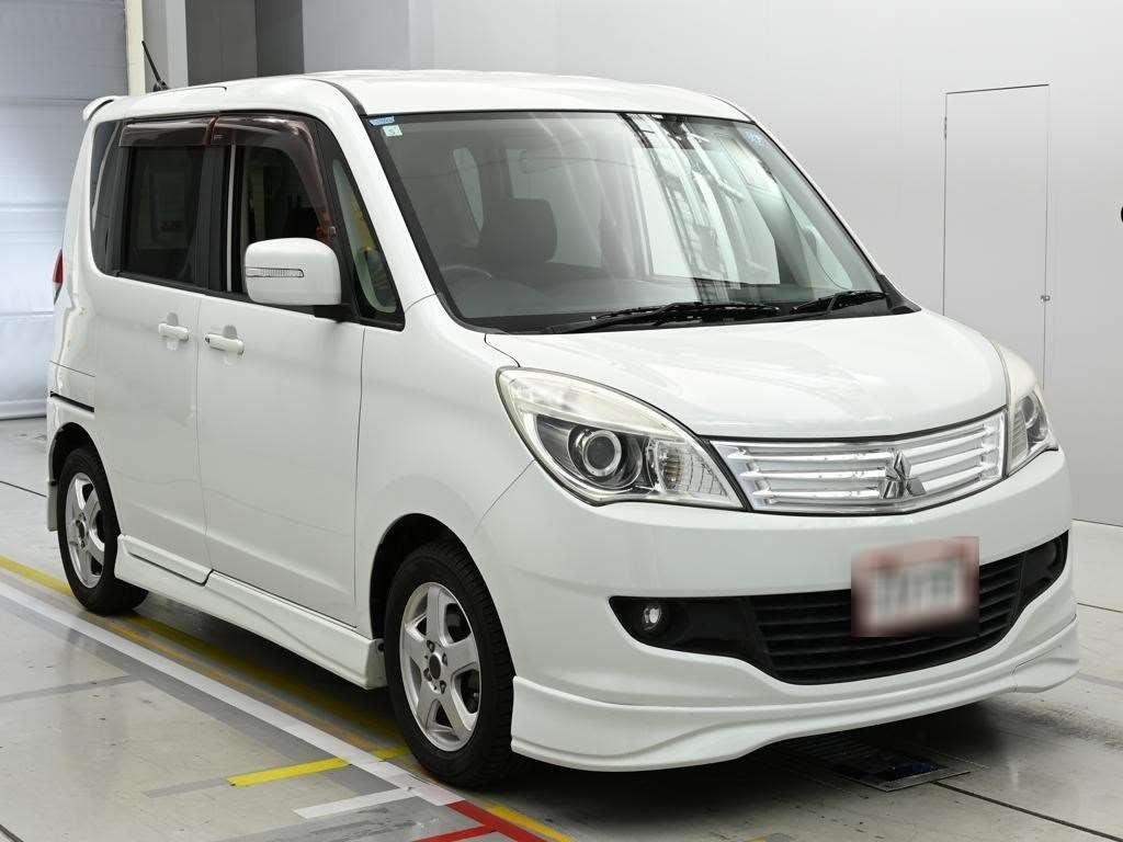 MITSUBISHI DELICA D:2