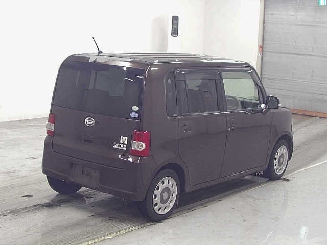 DAIHATSU MOVE CONTE
