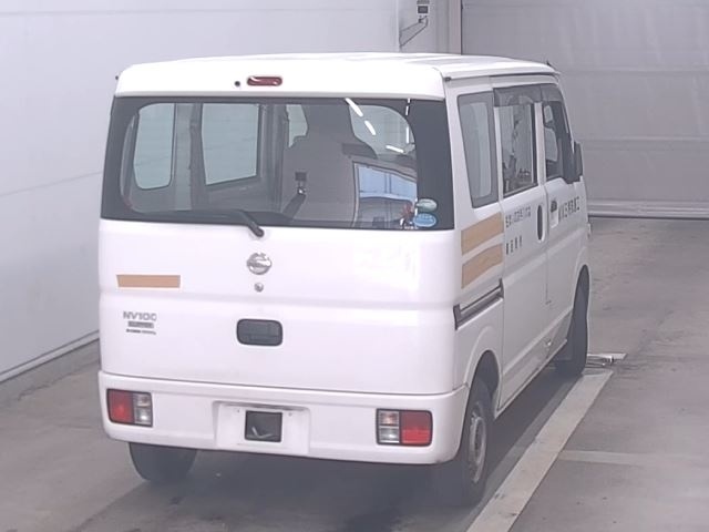 NISSAN NV100 CLIPPER