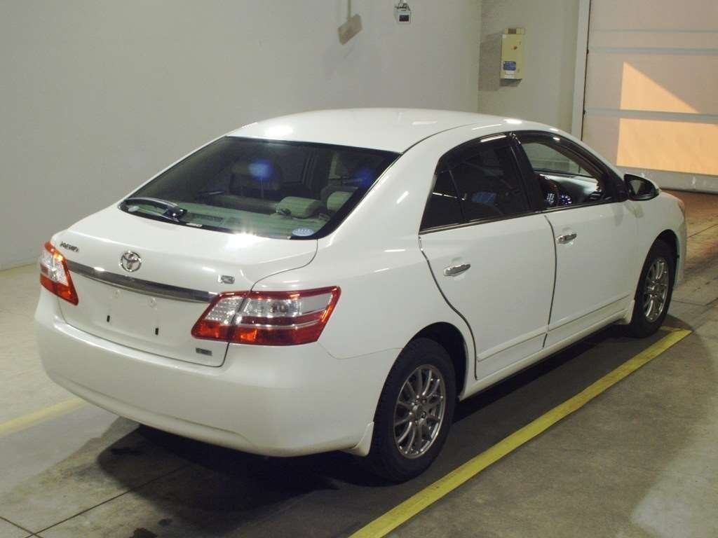 TOYOTA PREMIO