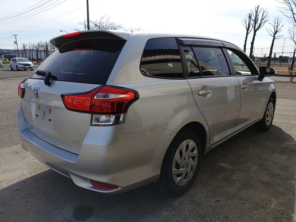 TOYOTA COROLLA FIELDER