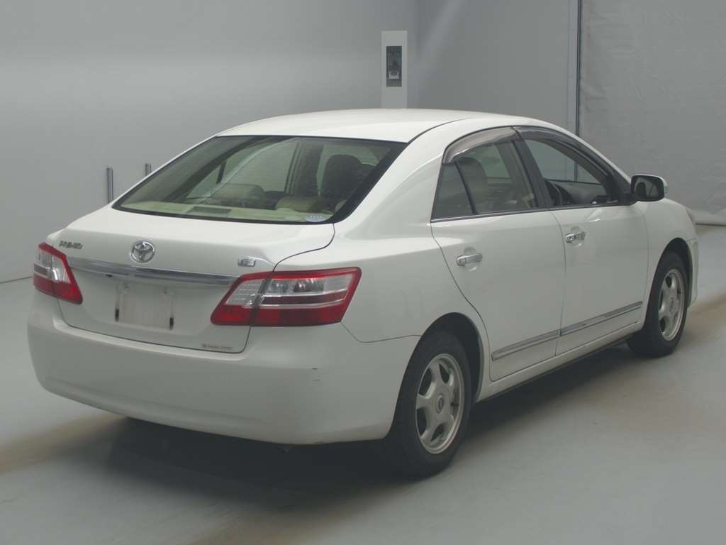 TOYOTA PREMIO