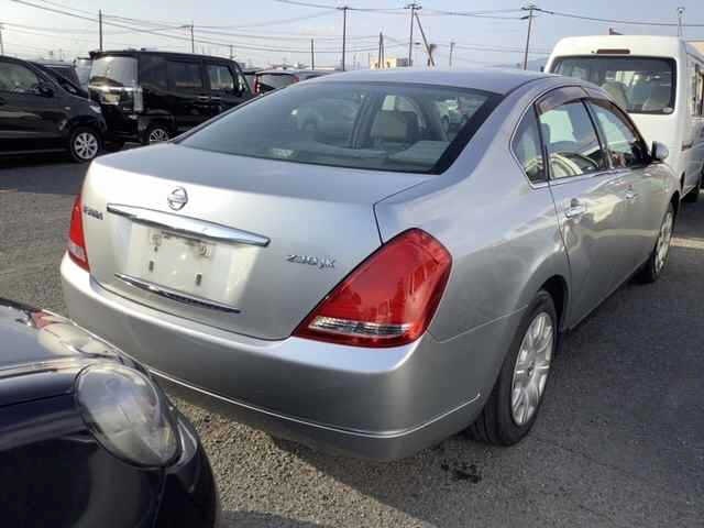 NISSAN TEANA