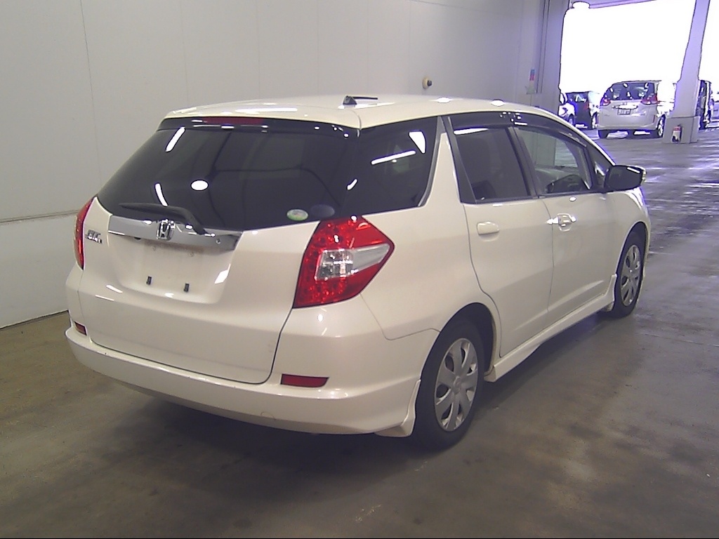 HONDA FIT SHUTTLE