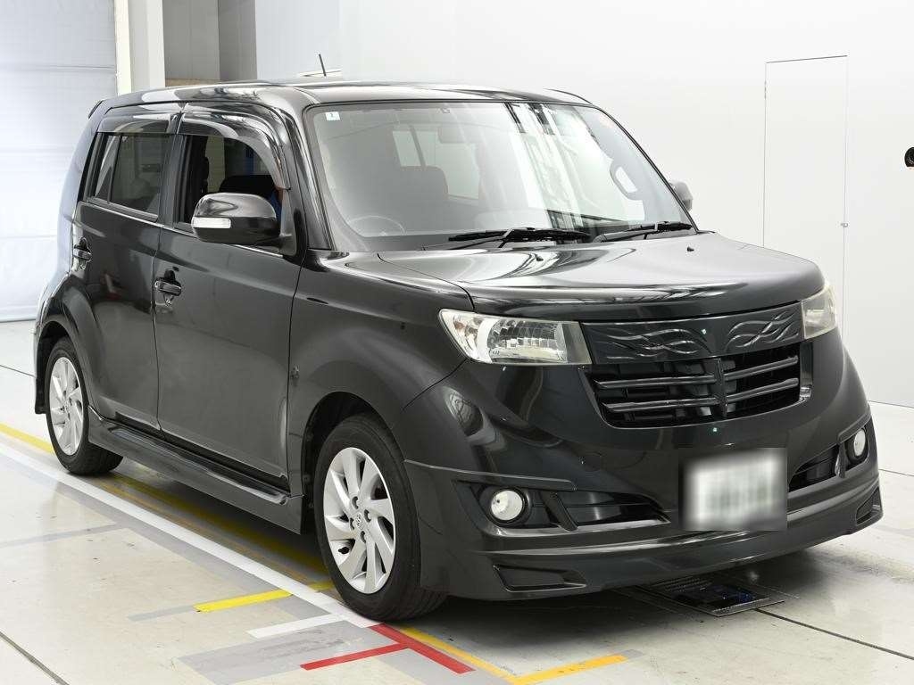 TOYOTA BB