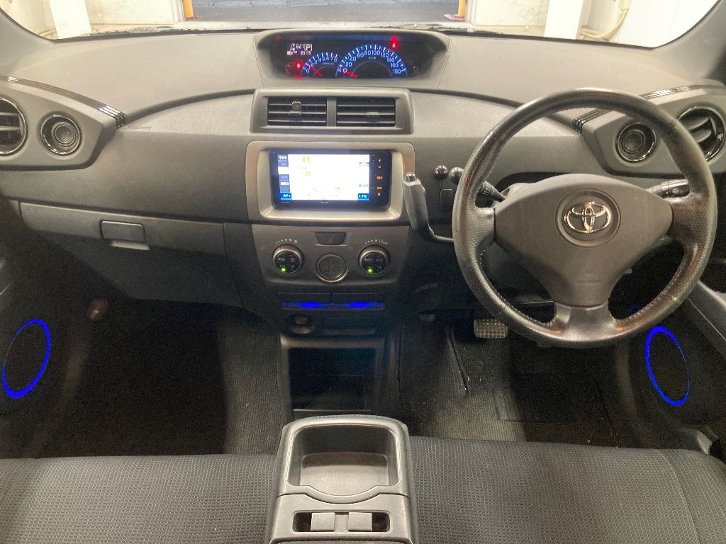 TOYOTA BB