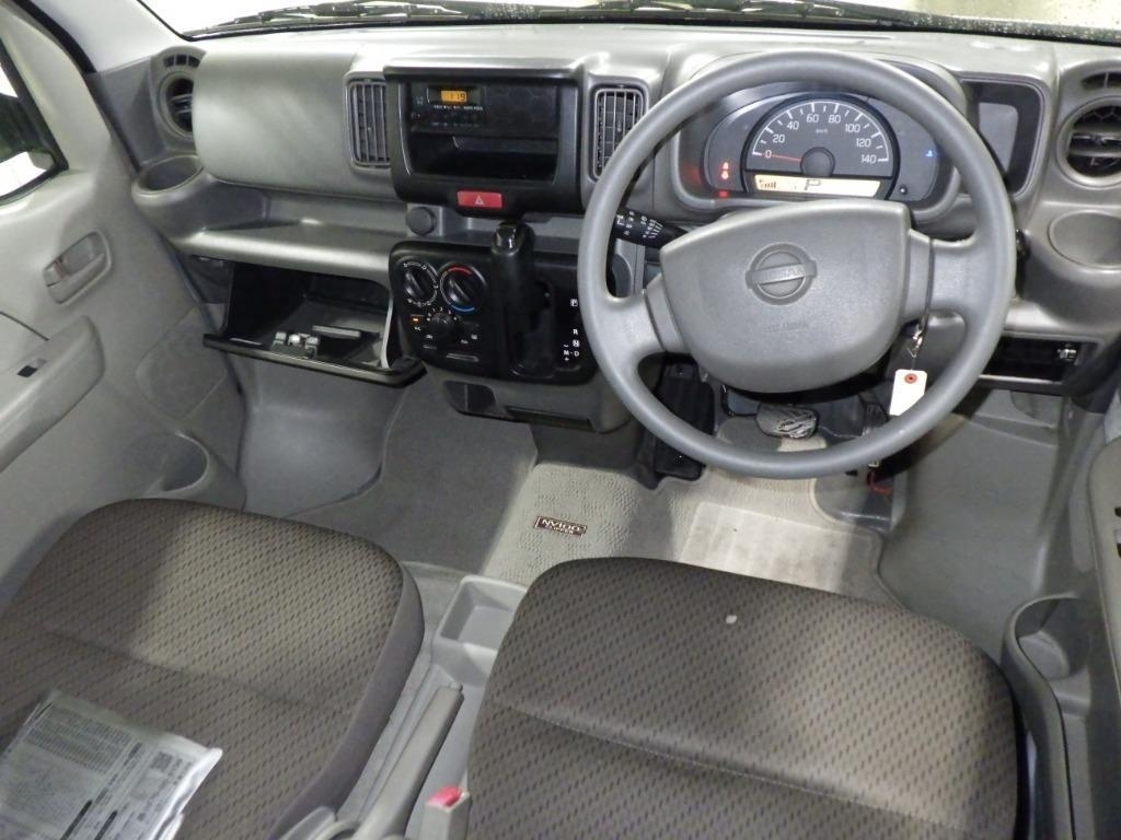 NISSAN NV100 CLIPPER