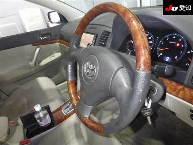 TOYOTA PREMIO