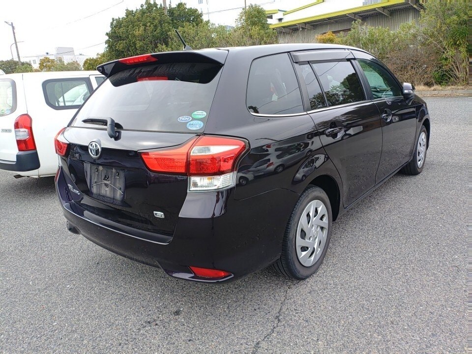 TOYOTA COROLLA FIELDER