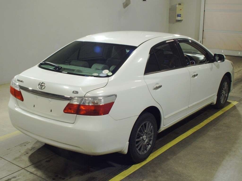 TOYOTA PREMIO
