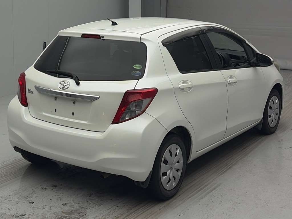 TOYOTA VITZ