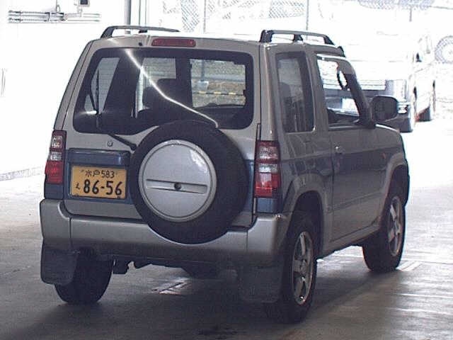 MITSUBISHI PAJERO MINI
