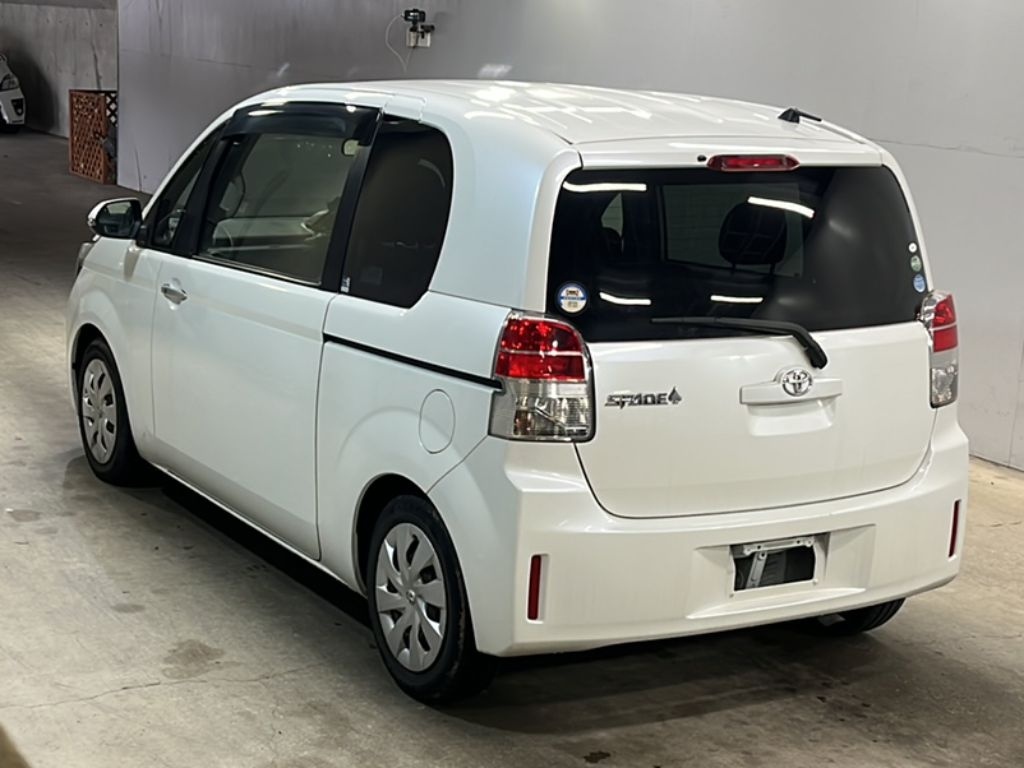 TOYOTA SPADE