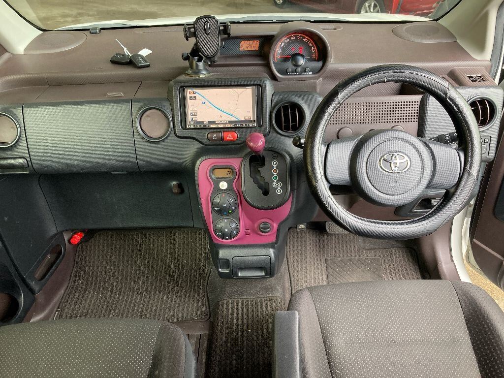 TOYOTA SPADE
