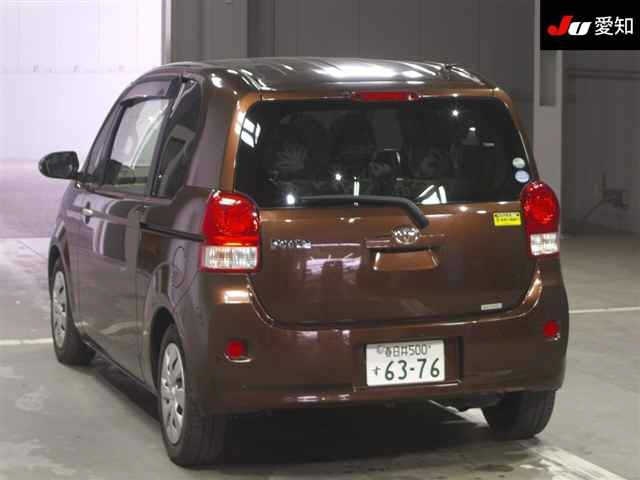 TOYOTA PORTE