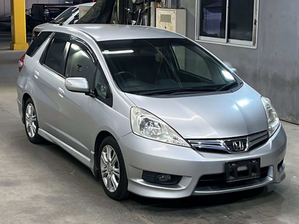 HONDA FIT SHUTTLE