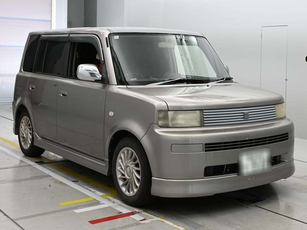 TOYOTA BB