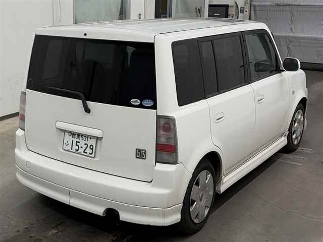 TOYOTA BB