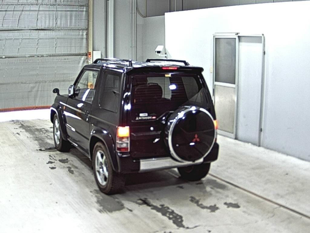 MITSUBISHI PAJERO MINI
