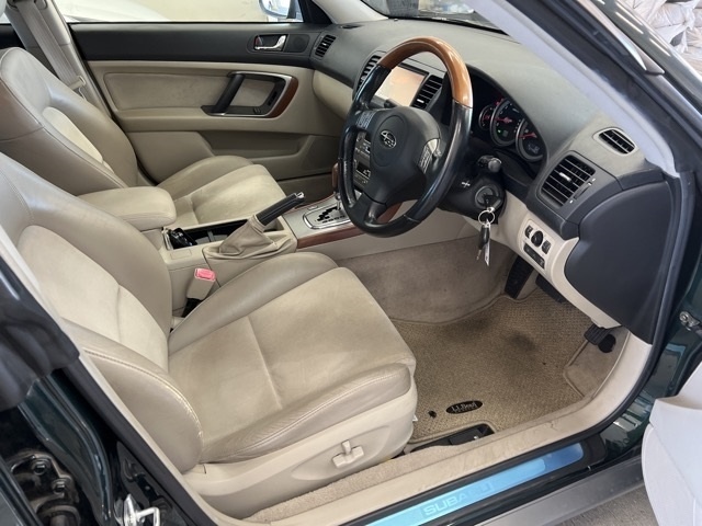 SUBARU OUTBACK