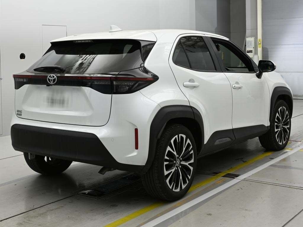 TOYOTA YARIS CROSS
